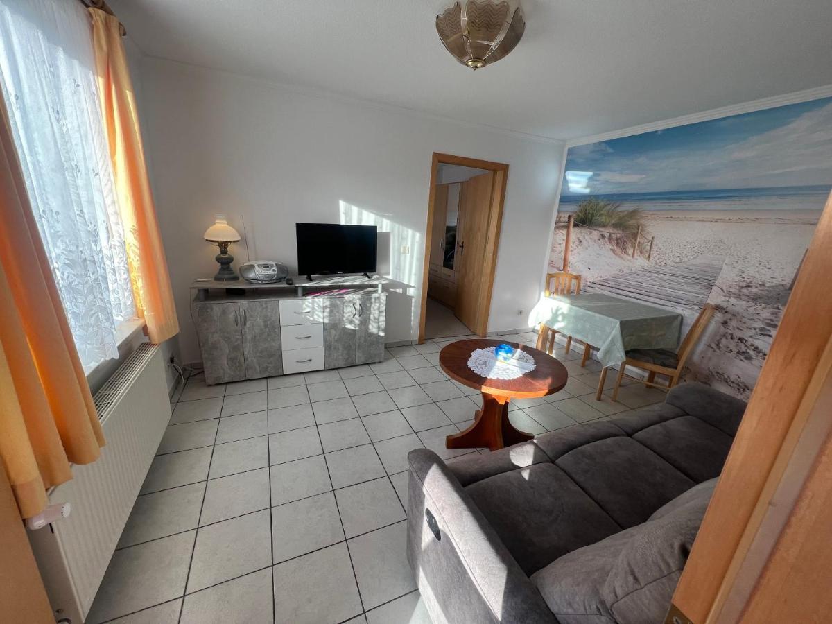 Ferienwohnung Patzig Auf Ruegen エクステリア 写真