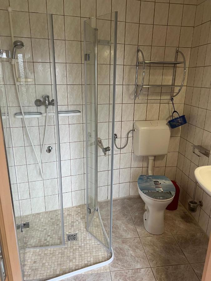 Ferienwohnung Patzig Auf Ruegen エクステリア 写真