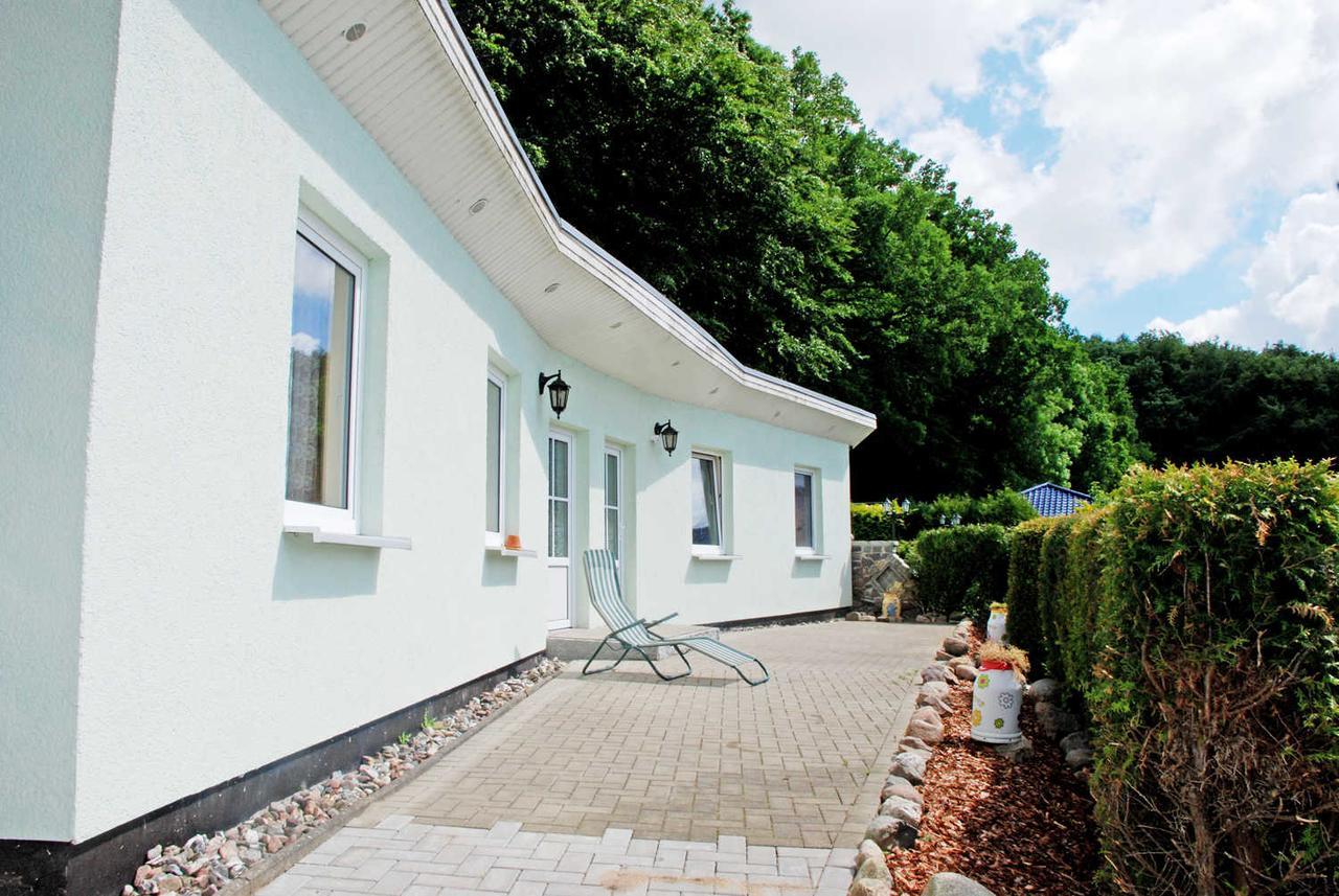 Ferienwohnung Patzig Auf Ruegen エクステリア 写真